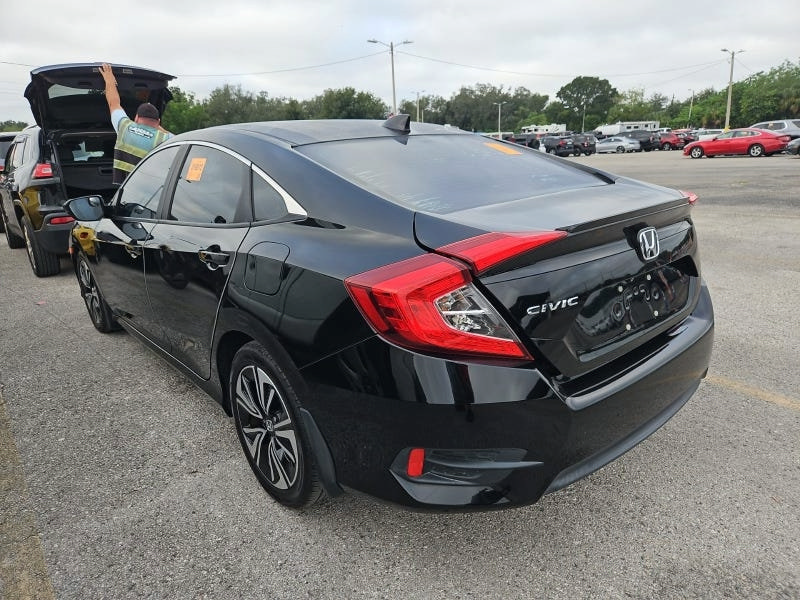 Used 2016 Honda Civic EX-T image 8