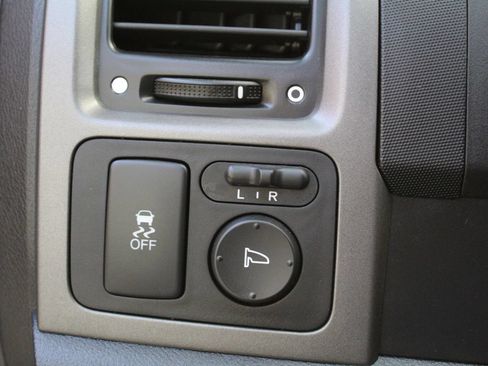 Used 2011 Honda CR-V SE image 22