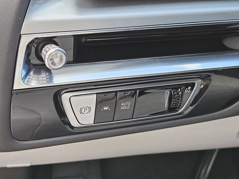 New 2025 Cadillac Lyriq Sport RWD image 23