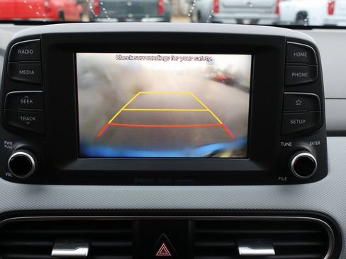 Used 2021 Hyundai Kona SEL image 12