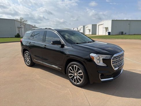 Used 2022 GMC Terrain Denali w/ LPO, Floor Liner Package AWD/4WD image 8