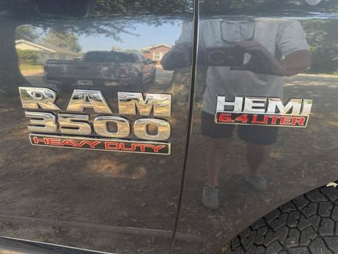 Used 2018 RAM 3500 Big Horn AWD/4WD image 11