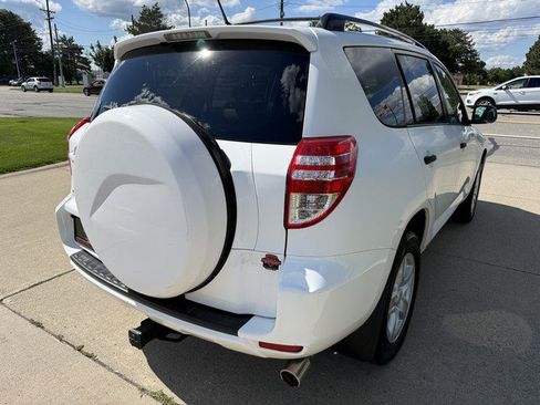 Used 2010 Toyota RAV4 2WD V6 image 7