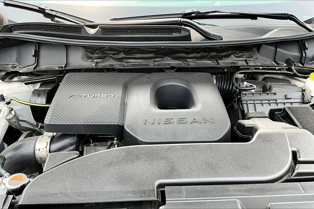Certified 2025 Nissan Murano SV AWD/4WD image 17