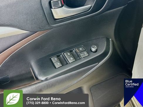 Used 2018 Toyota Highlander XLE AWD/4WD image 21
