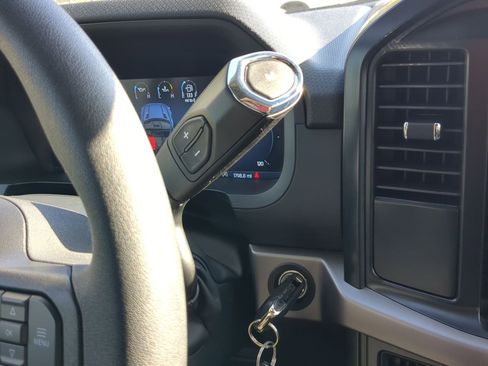 Used 2025 Ford F150 XL w/ Equipment Group 103A High image 24