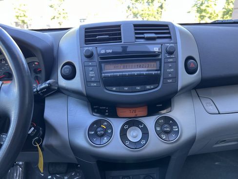 Used 2007 Toyota RAV4 Limited FWD image 17