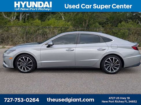 Used 2023 Hyundai Sonata Limited FWD image 2