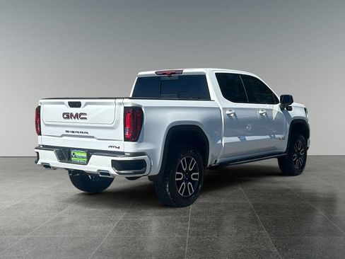 Used 2025 GMC Sierra 1500 AT4 w/ AT4 Premium Package AWD/4WD image 7