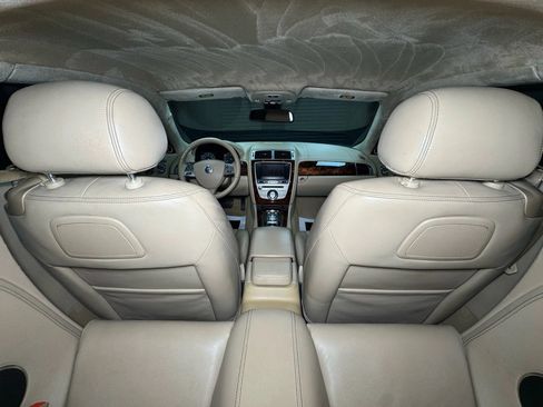 Used 2011 Jaguar XK Coupe image 16