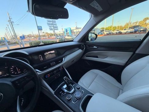 Used 2020 Alfa Romeo Stelvio w/ Nero Edizione image 14