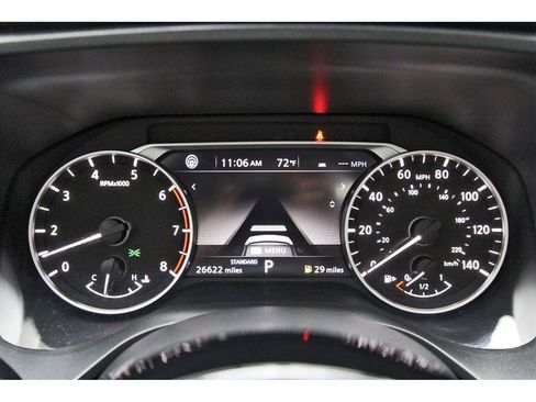 Used 2023 Nissan Rogue SV w/ SV Premium B Package image 12