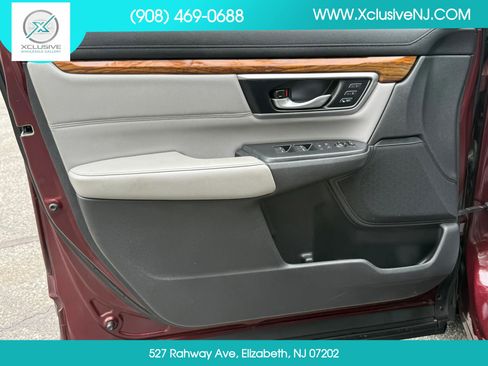 Used 2018 Honda CR-V Touring image 7