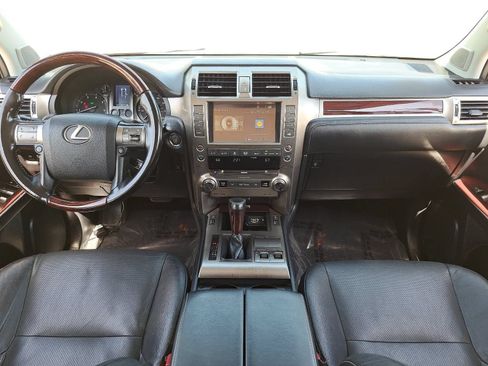 Used 2018 Lexus GX 460 Premium w/ Premium Package AWD/4WD image 9