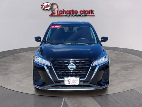 Used 2024 Nissan Kicks S image 8