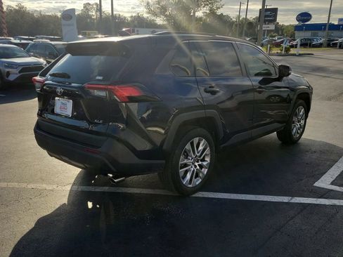 Used 2023 Toyota RAV4 XLE Premium image 3