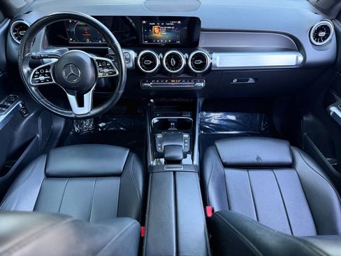 Used 2023 Mercedes-Benz GLB 250 4MATIC image 39