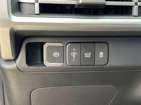 Used 2026 Hyundai Santa Fe SEL FWD image 29