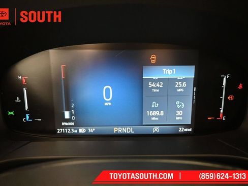Used 2025 Ford Escape ST-Line AWD/4WD image 12