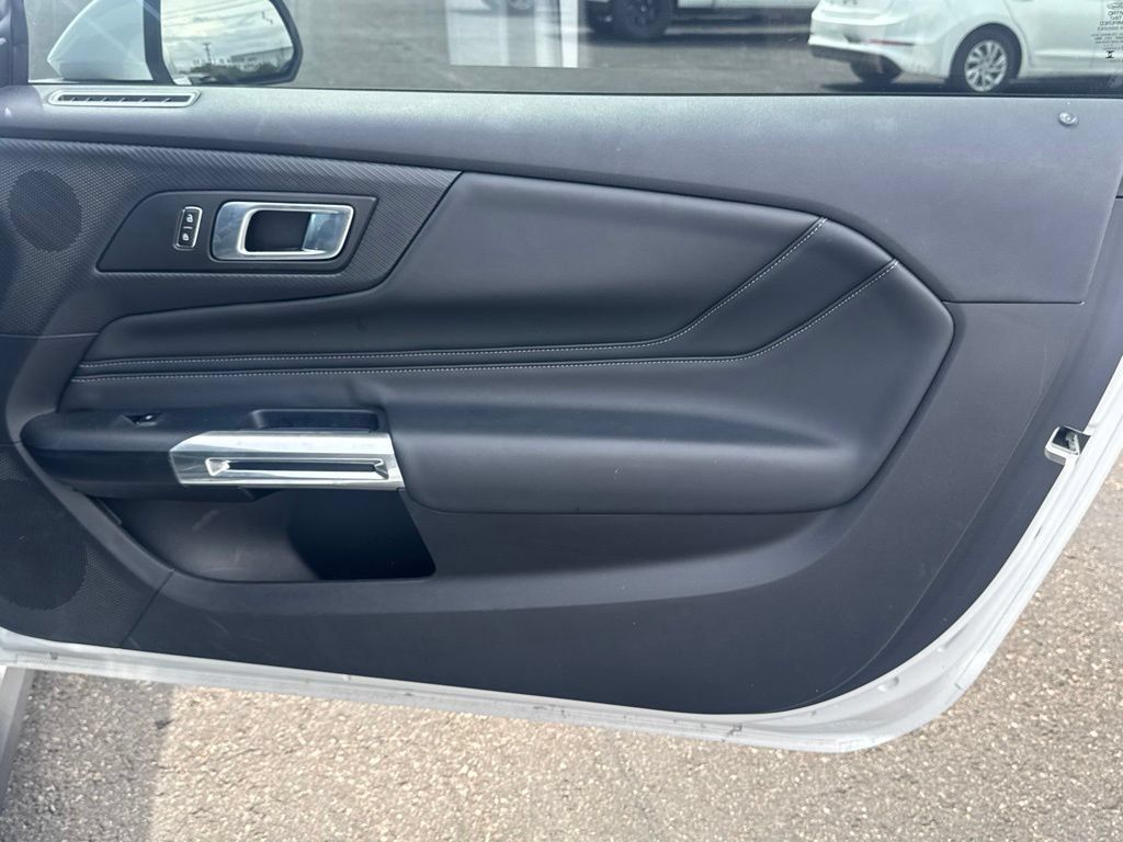 Used 2025 Ford Mustang Premium RWD image 18