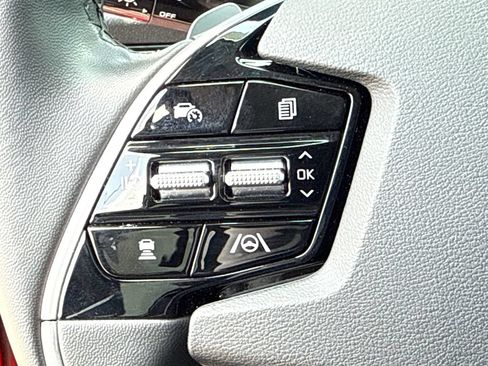Used 2025 Kia Niro EX FWD image 24