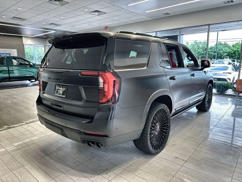 New 2026 GMC Yukon Denali w/ Sun & Power Step Package RWD image 11