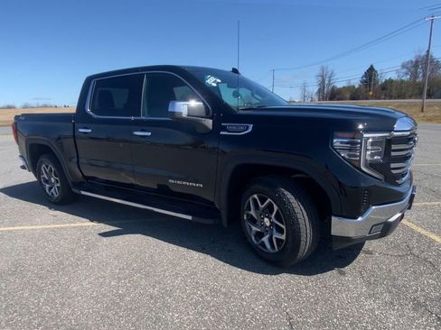 Certified 2022 GMC Sierra 1500 SLT w/ SLT Premium Package AWD/4WD image 2