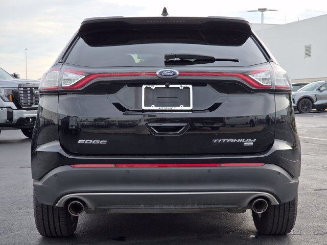 Used 2018 Ford Edge Titanium w/ Equipment Group 301A AWD/4WD image 14