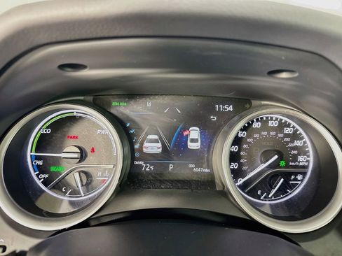 Used 2024 Toyota Camry XLE FWD image 18