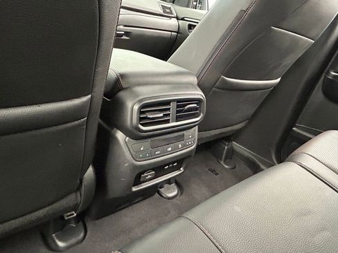 Used 2024 Honda Ridgeline Black Edition image 38