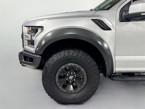 Used 2017 Ford F150 Raptor w/ Equipment Group 802A Luxury image 12