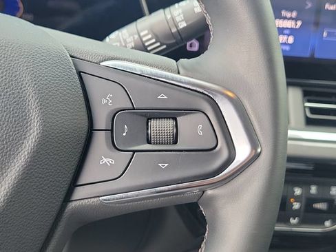 Certified 2024 Chevrolet Trax ACTIV w/ Sunroof Package FWD image 28