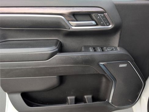 Used 2024 Chevrolet Silverado 1500 LTZ image 15