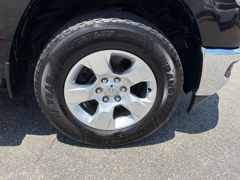 Used 2020 RAM 1500 Big Horn AWD/4WD image 56