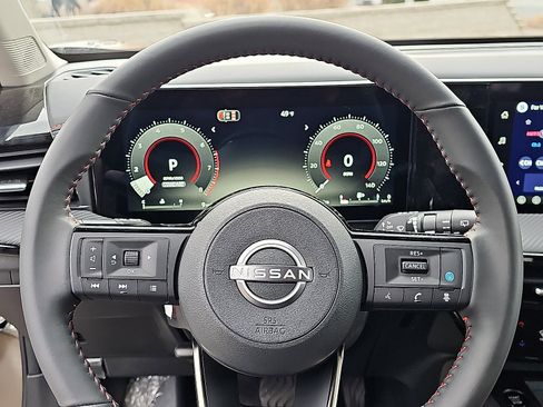 New 2026 Nissan Kicks SR w/ Cold Weather Package image 13