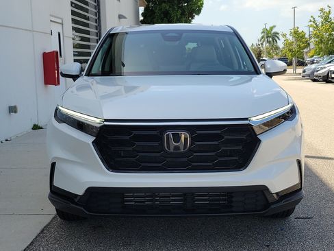 Used 2024 Honda CR-V EX image 2