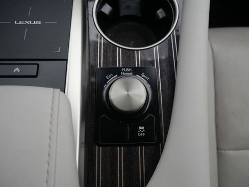 Used 2020 Lexus RX 350 FWD w/ Luxury Package image 34