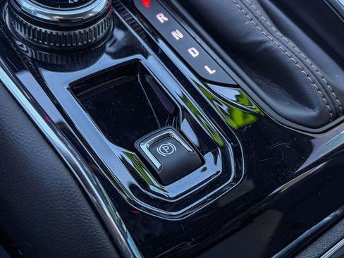 Used 2023 GMC Canyon AT4 w/ AT4 Premium Package image 35