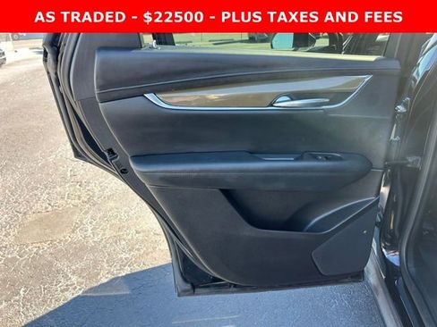 Used 2019 Cadillac XT5 Platinum image 12