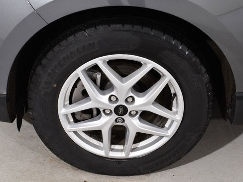 Used 2023 Ford Edge SEL w/ Convenience Package image 24