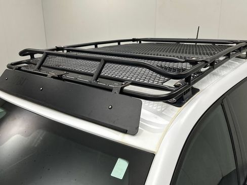 Used 2021 Jeep Cherokee Trailhawk w/ Trailer Tow Group AWD/4WD image 12