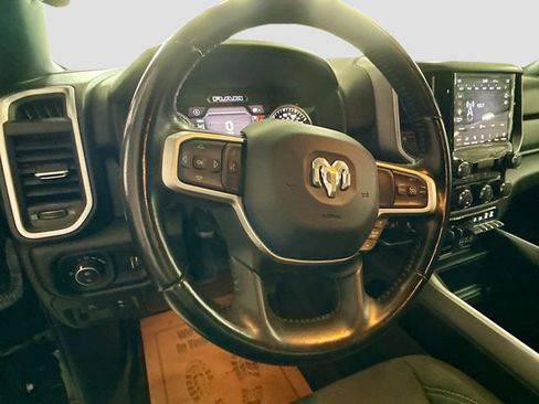 Used 2021 RAM 1500 Big Horn image 12