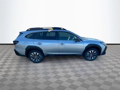 Used 2025 Subaru Outback Limited XT w/ Popular Package #2 AWD/4WD image 4
