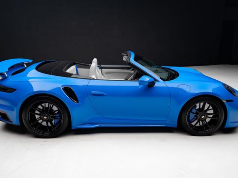 Used 2022 Porsche 911 Turbo S AWD/4WD image 38