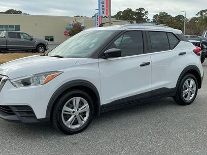 Used 2019 Nissan Kicks S w/ Exterior Package
