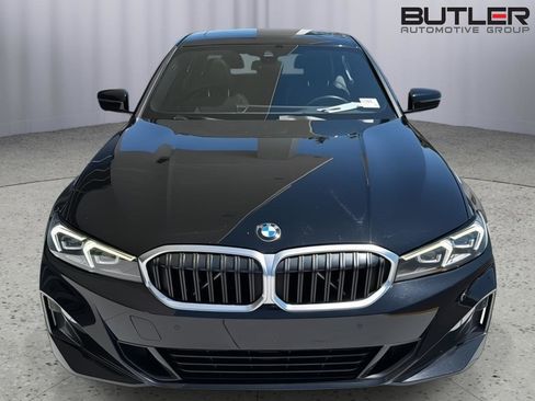 Certified 2023 BMW 330i Sedan w/ Convenience Package RWD image 9