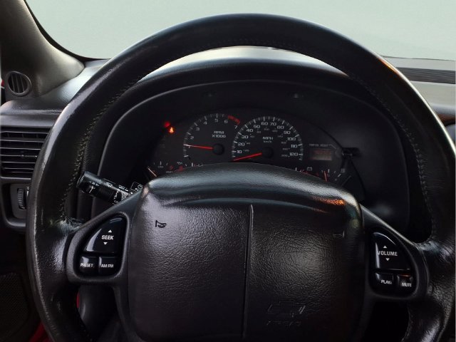 Used 2002 Chevrolet Camaro LT RWD image 10