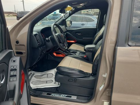 Used 2023 Nissan Frontier PRO-4X w/ Pro Convenience Package image 15