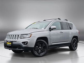 Used 2016 Jeep Compass Latitude video 1