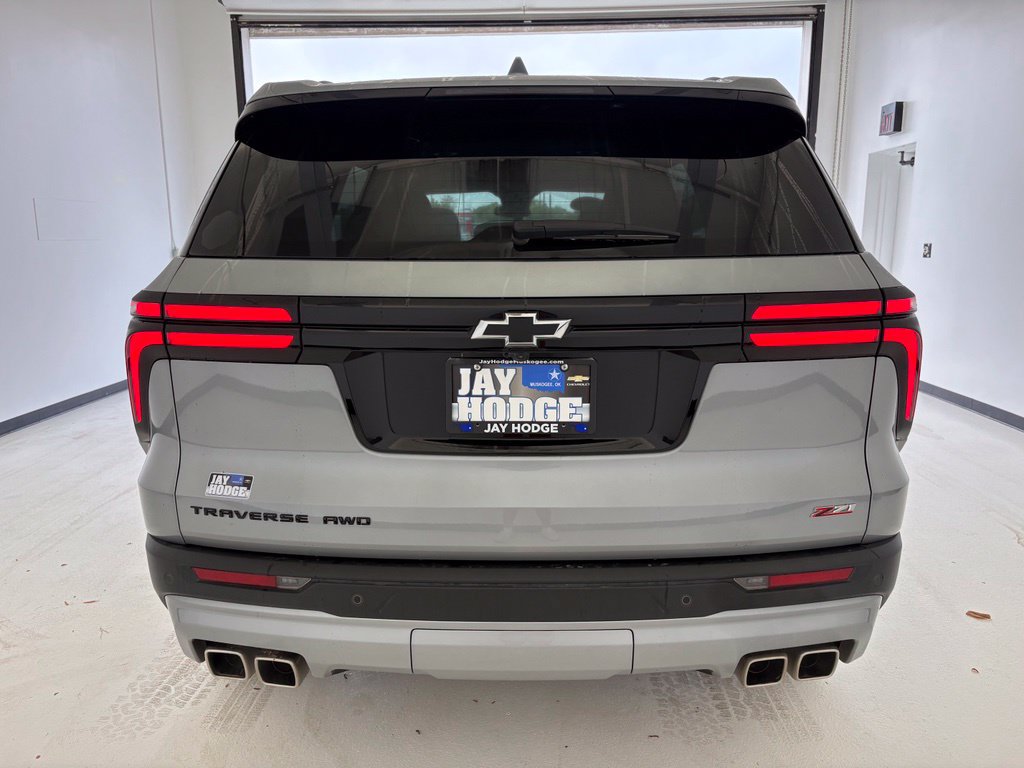 New 2027 Chevrolet Traverse Z71 w/ Driver Confidence Package AWD/4WD image 20